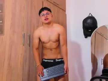 Chaturbate Adult Video Chat of lucadior