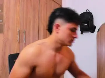 Chaturbate Watch Live Sex Cams of lucadior