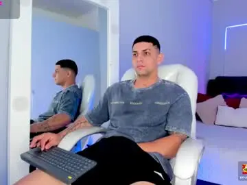 Chaturbate Best live sex cam show of alex_cute77