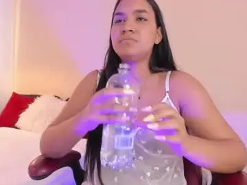 Chaturbate Live Porn of bellawild_