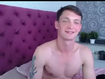Chaturbate Sex Cam of brandonray_