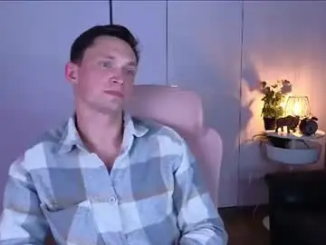 Chaturbate Live Sex of brandonray_