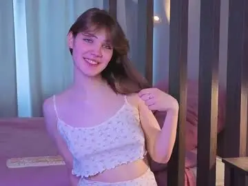 Chaturbate Best live sex cam show of myismira