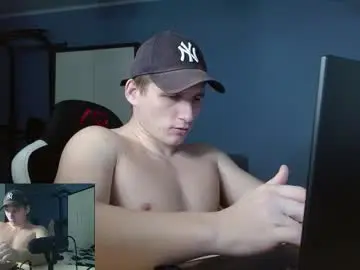 Chaturbate Best live sex cam show of poliglotjoe2