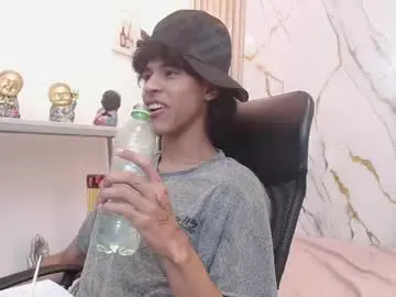 Chaturbate Best live sex cam show of zayn_fox32