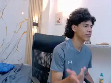 Chaturbate Sex Cam of zayn_fox32