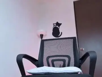 Chaturbate Watch Live Sex Cams of arteemiis