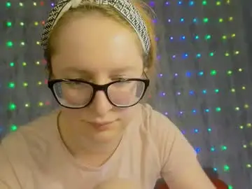 Chaturbate Adult Webcam of coy_girl_