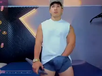 Chaturbate Best live sex cam show of horny_nick18