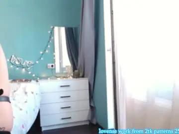 Chaturbate Free Porn Cam of laurenceandviolette