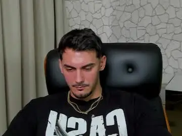 Chaturbate Live Sex of clintmasterss