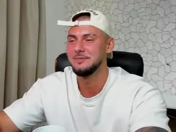 Chaturbate Free Live Porn of clintmasterss