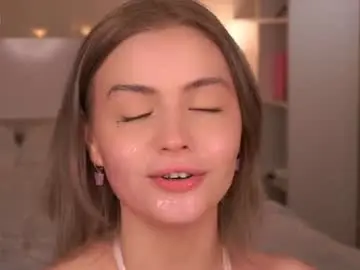 Chaturbate Sex Cam of beatris_mils
