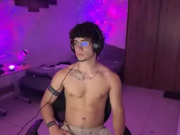 Chaturbate Sex Cam of kisan_smith