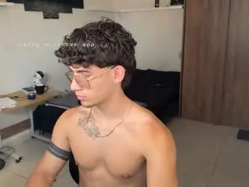 Chaturbate Adult Video Chat of kisan_smith