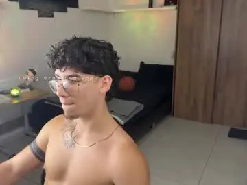 Chaturbate Live Sex of kisan_smith