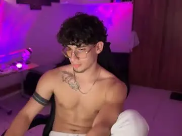 Chaturbate Sex Cam of kisan_smith