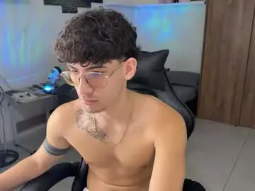 Chaturbate Sex Cam of kisan_smith