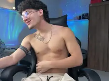 Chaturbate Best live sex cam show of kisan_smith