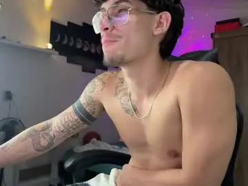 Chaturbate Best live sex cam show of kisan_smith