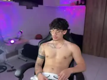 Chaturbate Best live sex cam show of kisan_smith