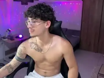 Chaturbate Free Live Porn of kisan_smith