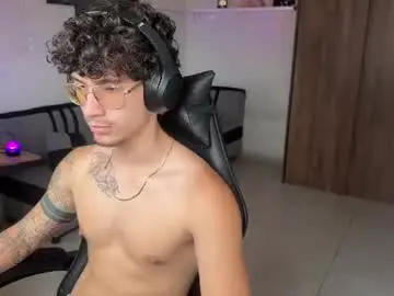 Chaturbate Watch Live Sex Cams of kisan_smith
