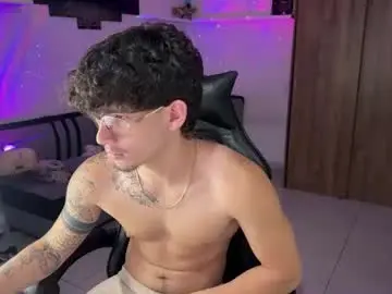 Chaturbate Best live sex cam show of kisan_smith