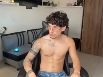 Chaturbate Best live sex cam show of kisan_smith