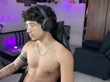 Chaturbate Free Live Porn of kisan_smith