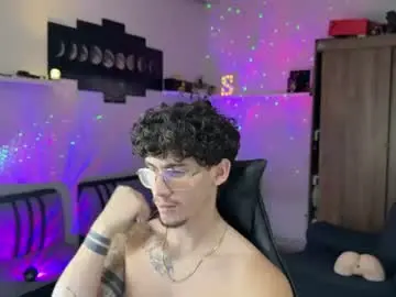 Chaturbate Free Live Porn of kisan_smith