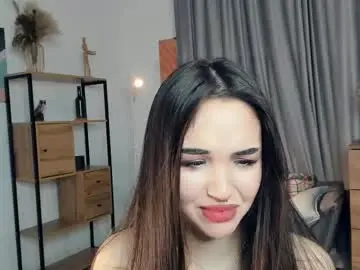 Chaturbate Live Sex Cam of lola_weis