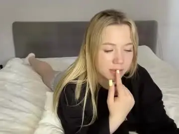 Chaturbate Sex Cam of alyrasun