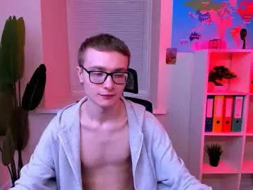 Chaturbate Watch Live Sex Cams of emmit_barker