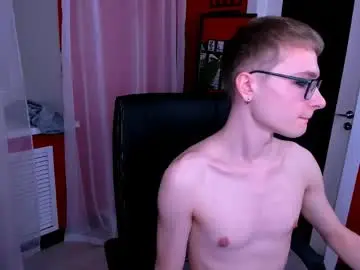 Chaturbate Private Sex Chat of emmit_barker