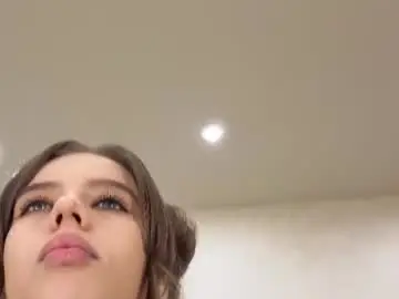 Chaturbate Free Live Porn of jenie_fire