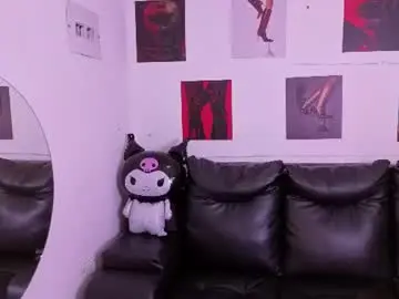 Chaturbate Free Live Porn of mia_bloom2