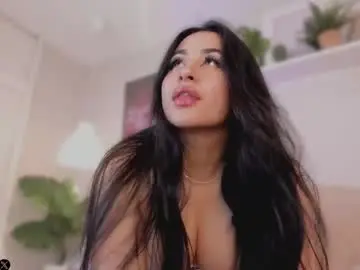 Chaturbate Adult Video Chat of queen_liana