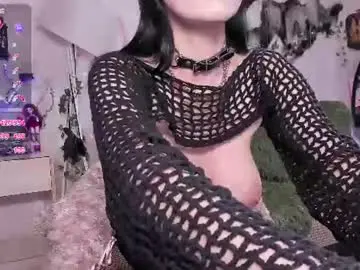 Chaturbate Best live sex cam show of broodmommyy3