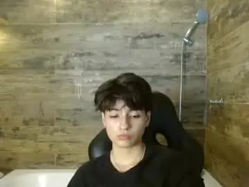 Chaturbate Live Sex Cam of bryce_evans