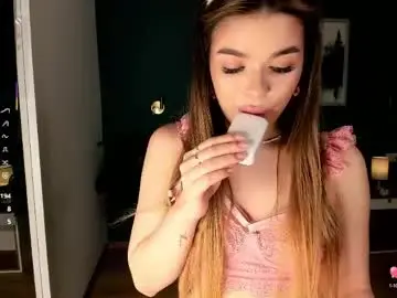 Chaturbate Free Live Porn of cuddles_jane