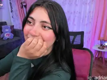 Chaturbate Live Sex Cam of nidrii_07