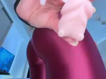 Chaturbate Live Porn of scarlettandtom