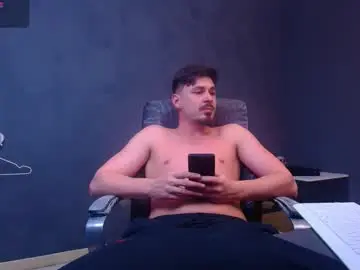 Chaturbate Live Sex Cam of enzorace