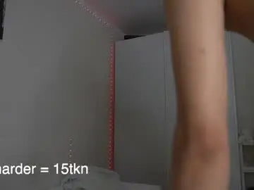 Chaturbate Live Sex Cam of cream_fucks