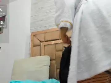 Chaturbate Adult Video Chat of rebecca_ponce