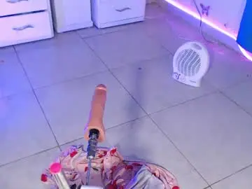 Chaturbate Sex Chat of dakkotta_curvy
