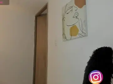 Chaturbate Live Sex Cam of mariadanielasanchez