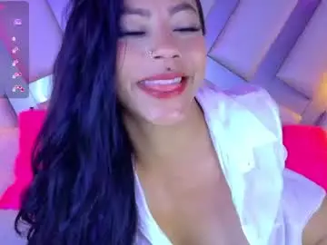 Chaturbate Nude Webcam of amber_villalobos