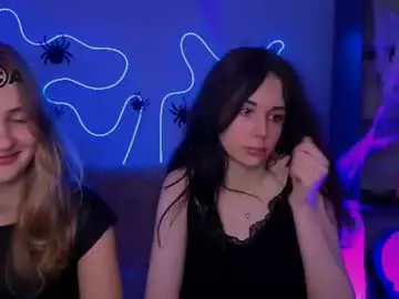 Chaturbate Best live sex cam show of emilynxx